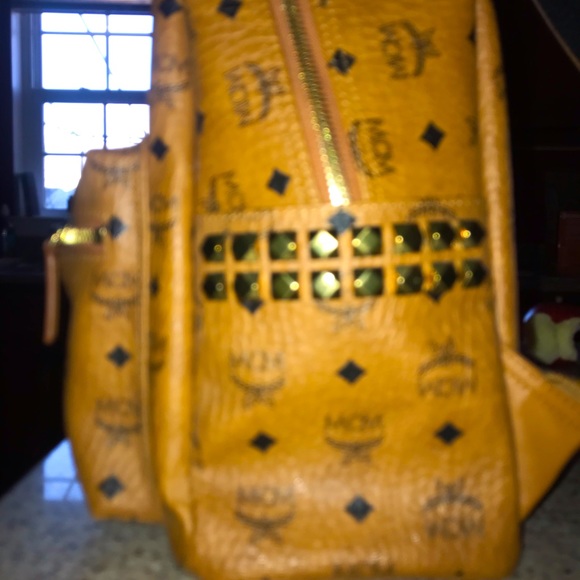 MCM Unisex backpack - Picture 3 of 6